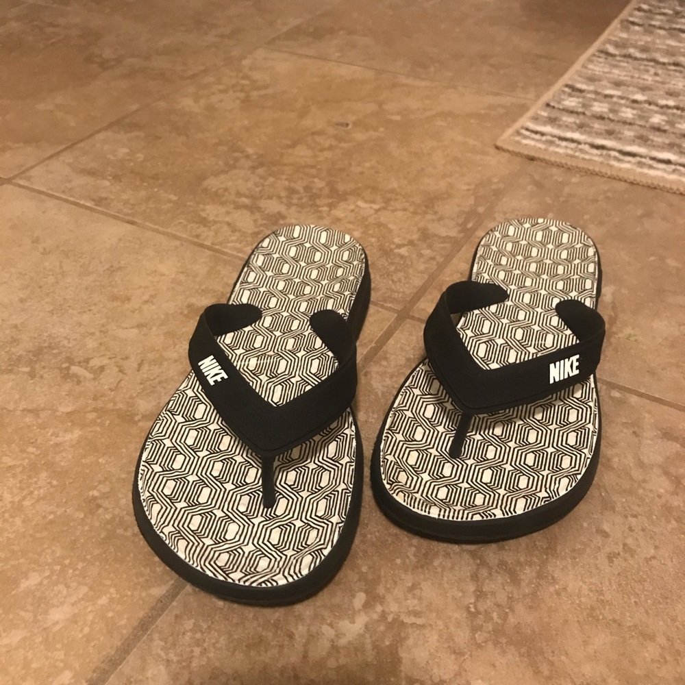 Women’s Nike Flip Flops